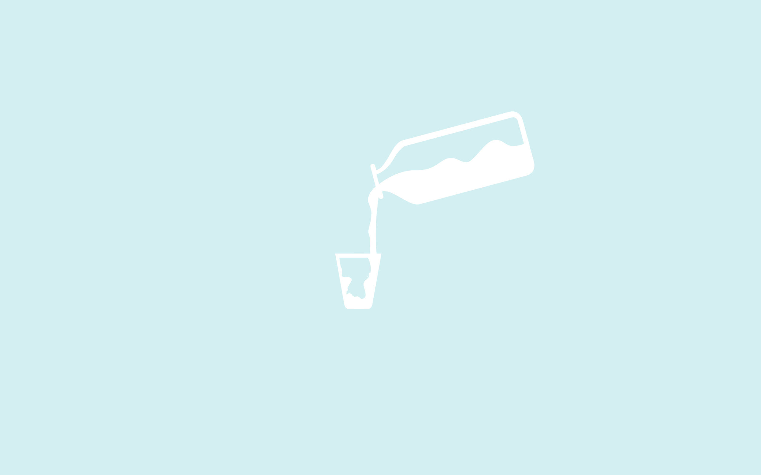 Melk som helles minimalistisk estetisk laptop Bakgrunner