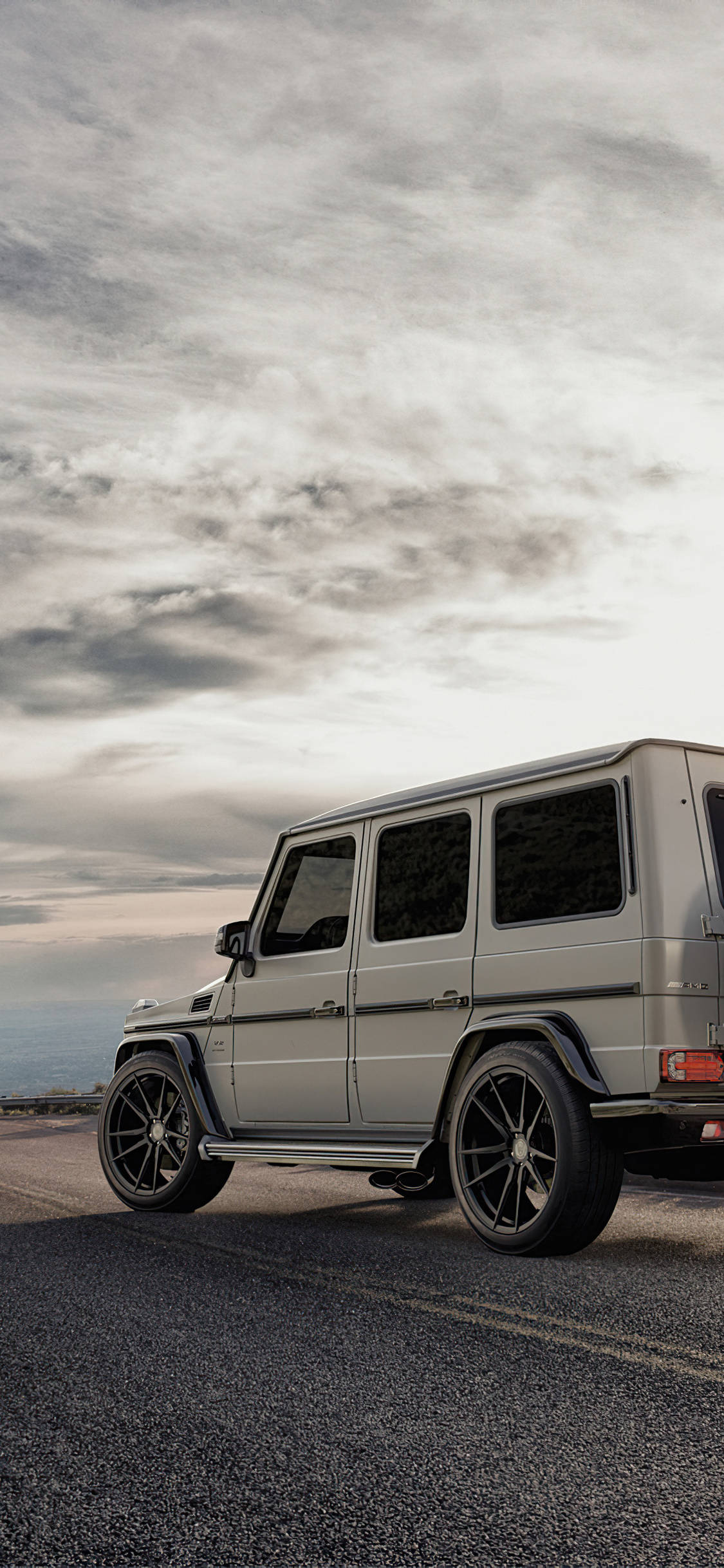 Mercedes Benz hvit Wagon iPhone Bakgrunner