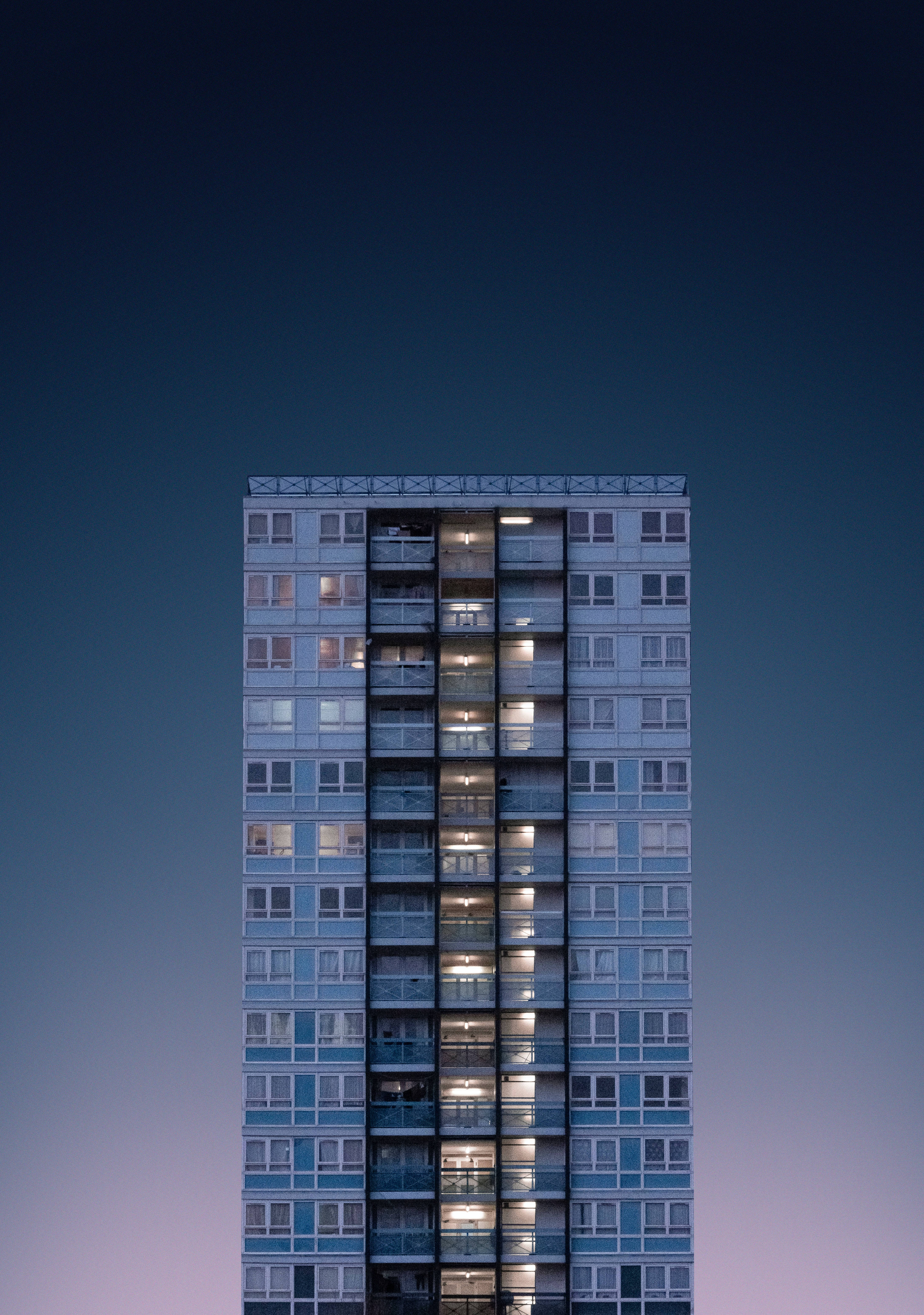 Minimal blå 3D bygningsfasade Bakgrunner