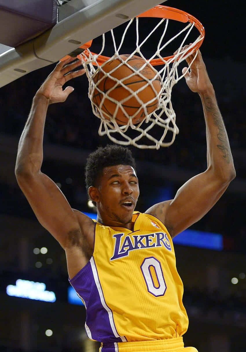 Nick Young og ringen Bakgrunner