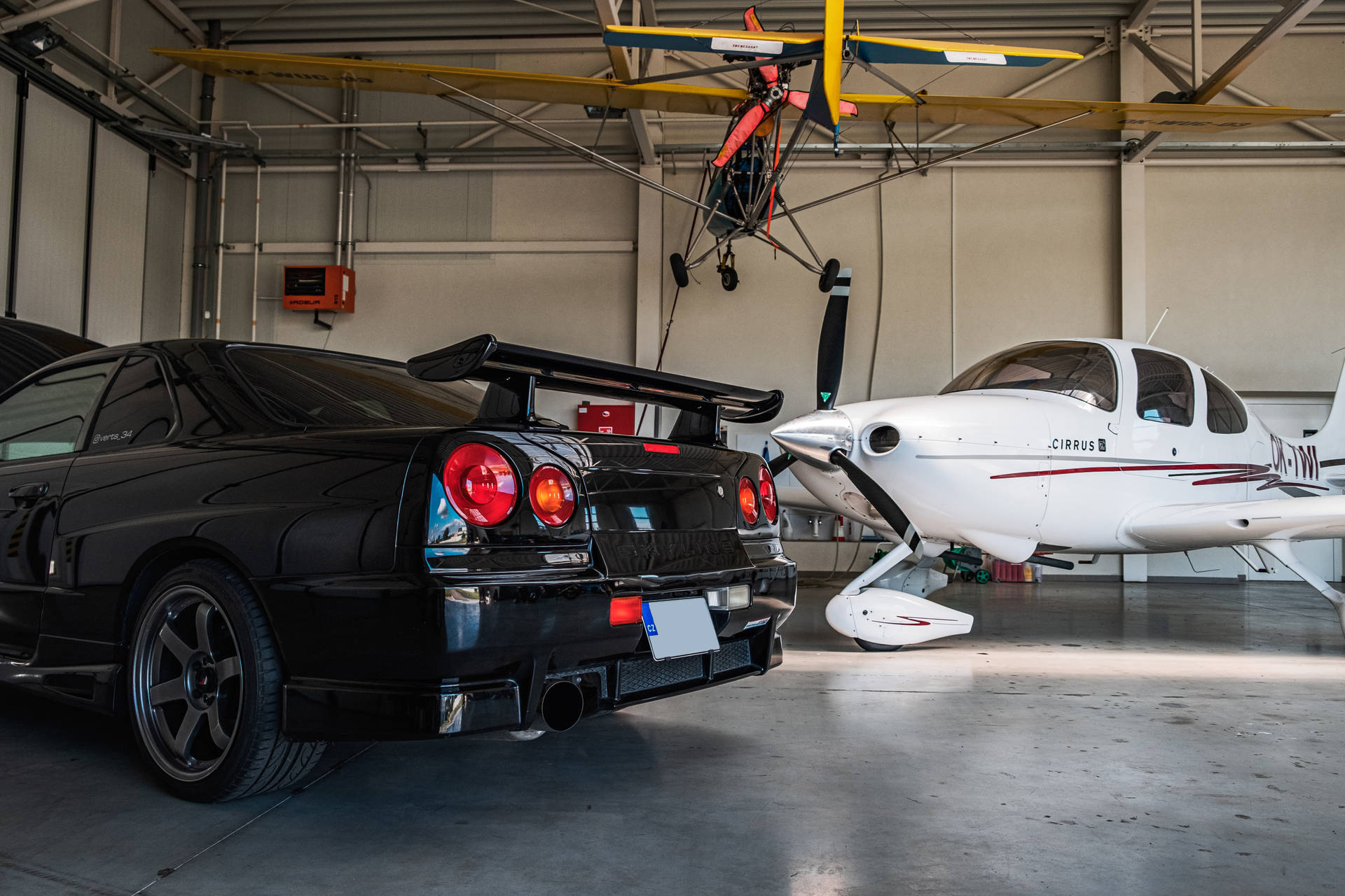 Nissan Skyline GTR R34 på Hangar