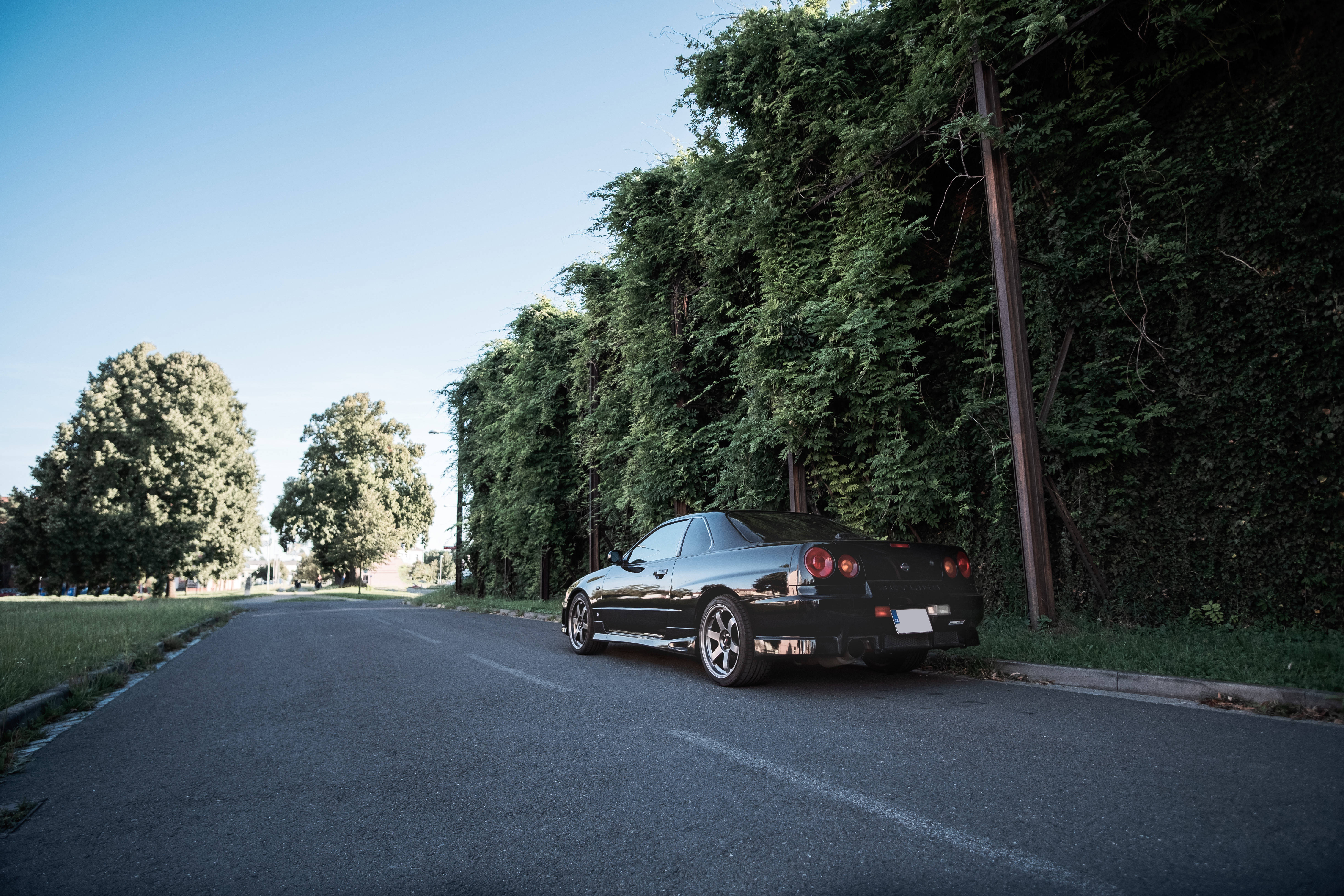 Nissan Skyline GTR R34 på veikanten Bakgrunner