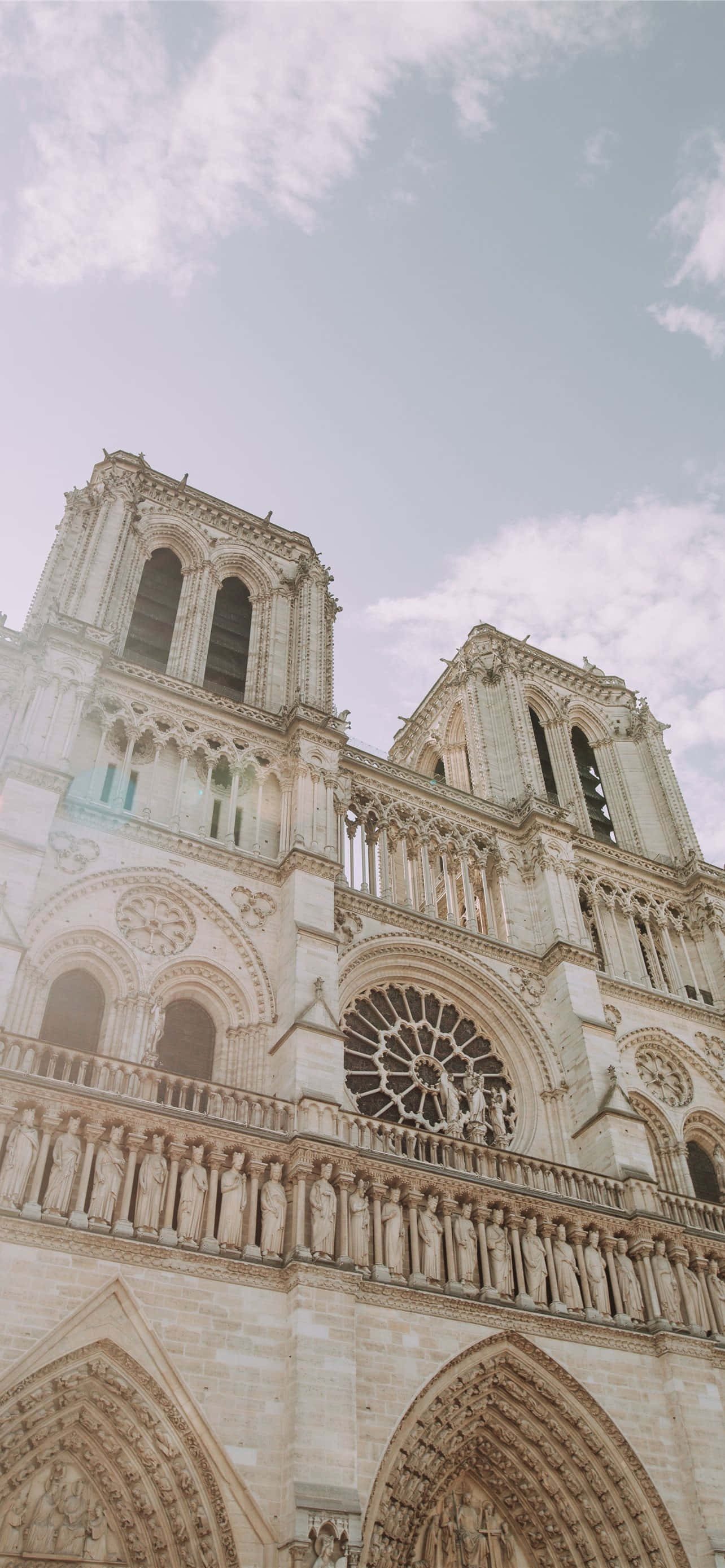 Notre Dame-katedralens frontarkitektur Bakgrunner