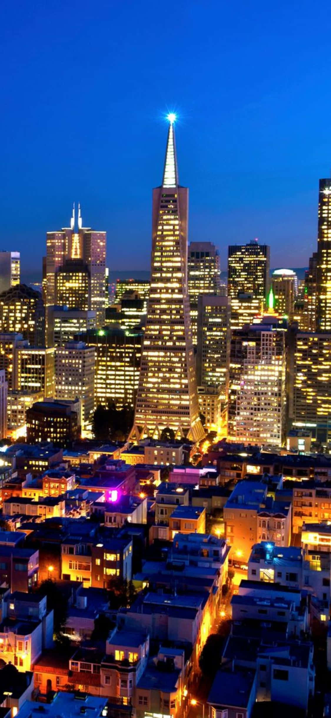 Nyt de fantastiske utsiktene over California-kysten med din iPhone Xs Bakgrunner