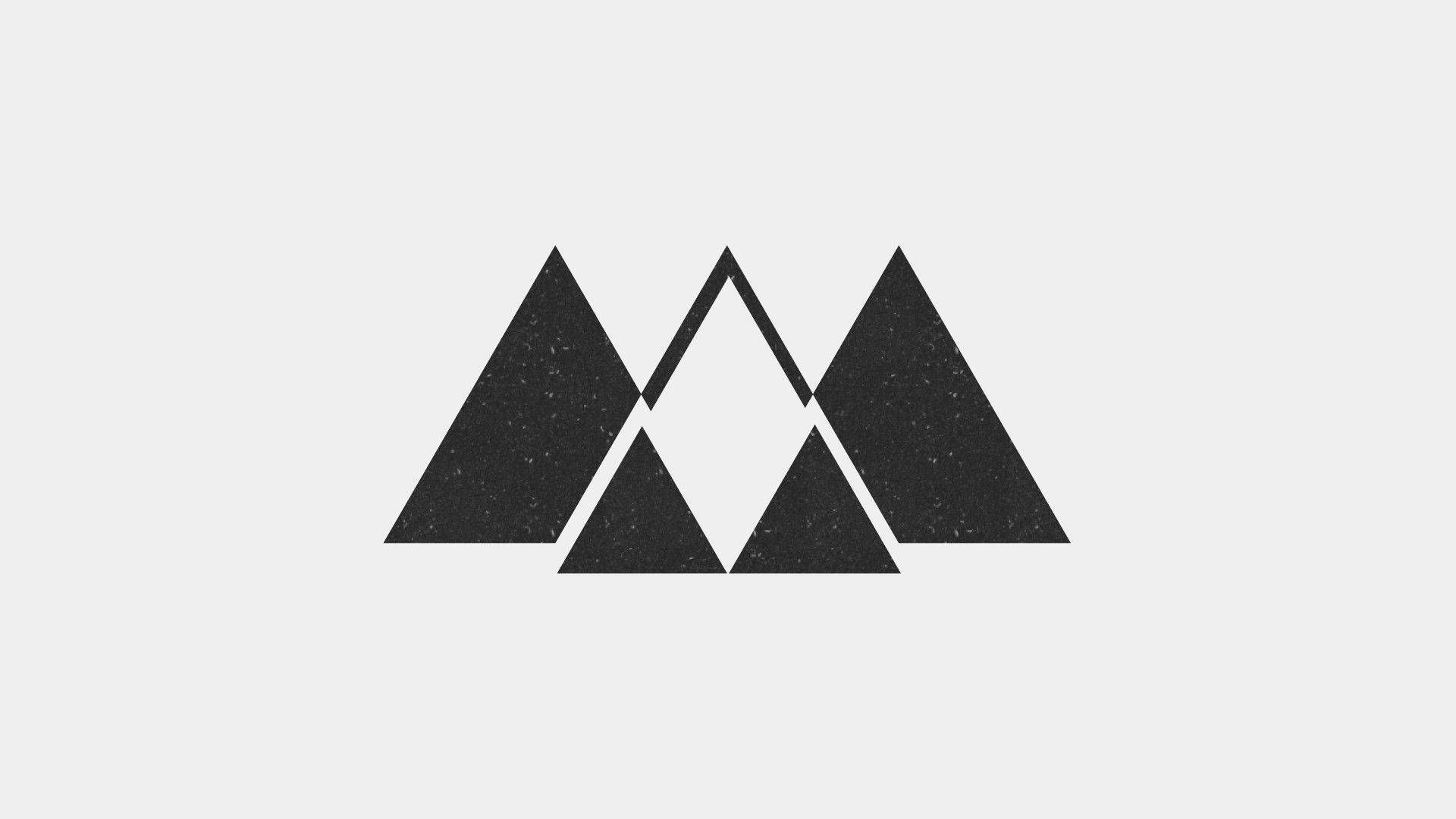 Minimalistisk trekantfjell-bakgrunn