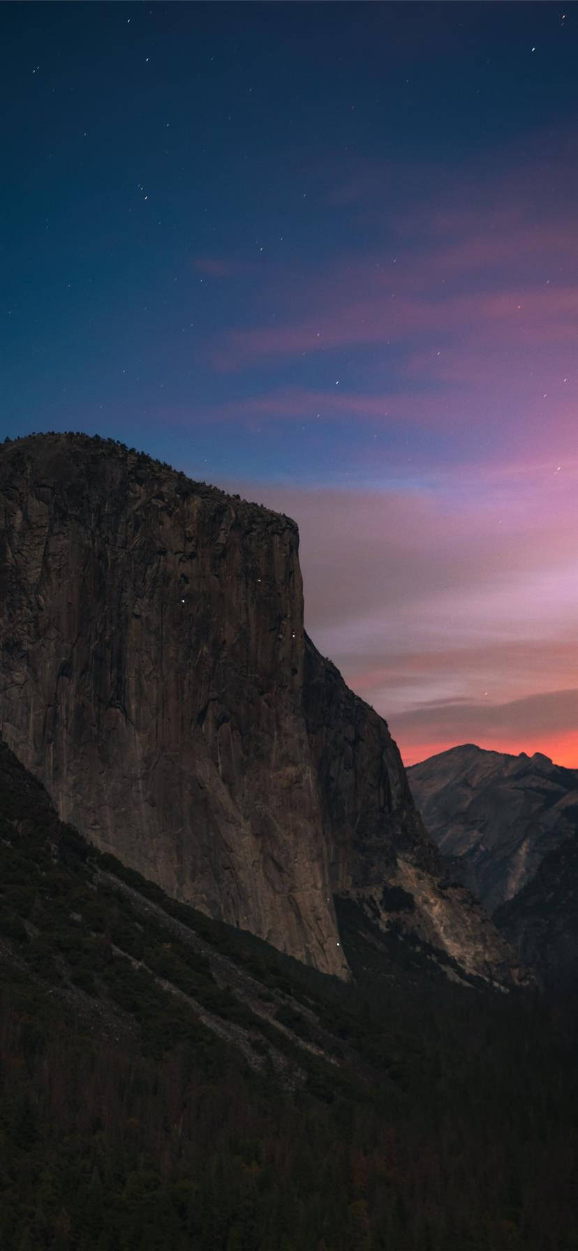Nyt de inspirerende utsiktene fra Yosemite National Park på din iPhone Bakgrunner