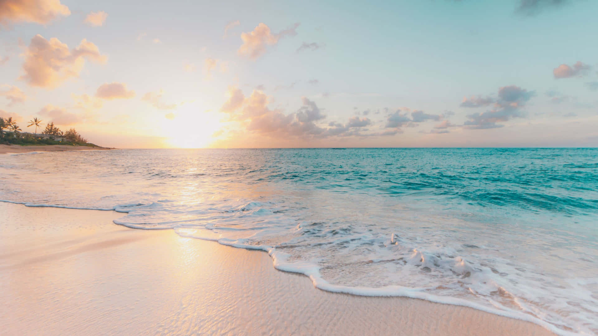 Nyt den fantastiske utsikten av en fantastisk anledning ved en hvilken som helst strandsolnedgang. Bakgrunner
