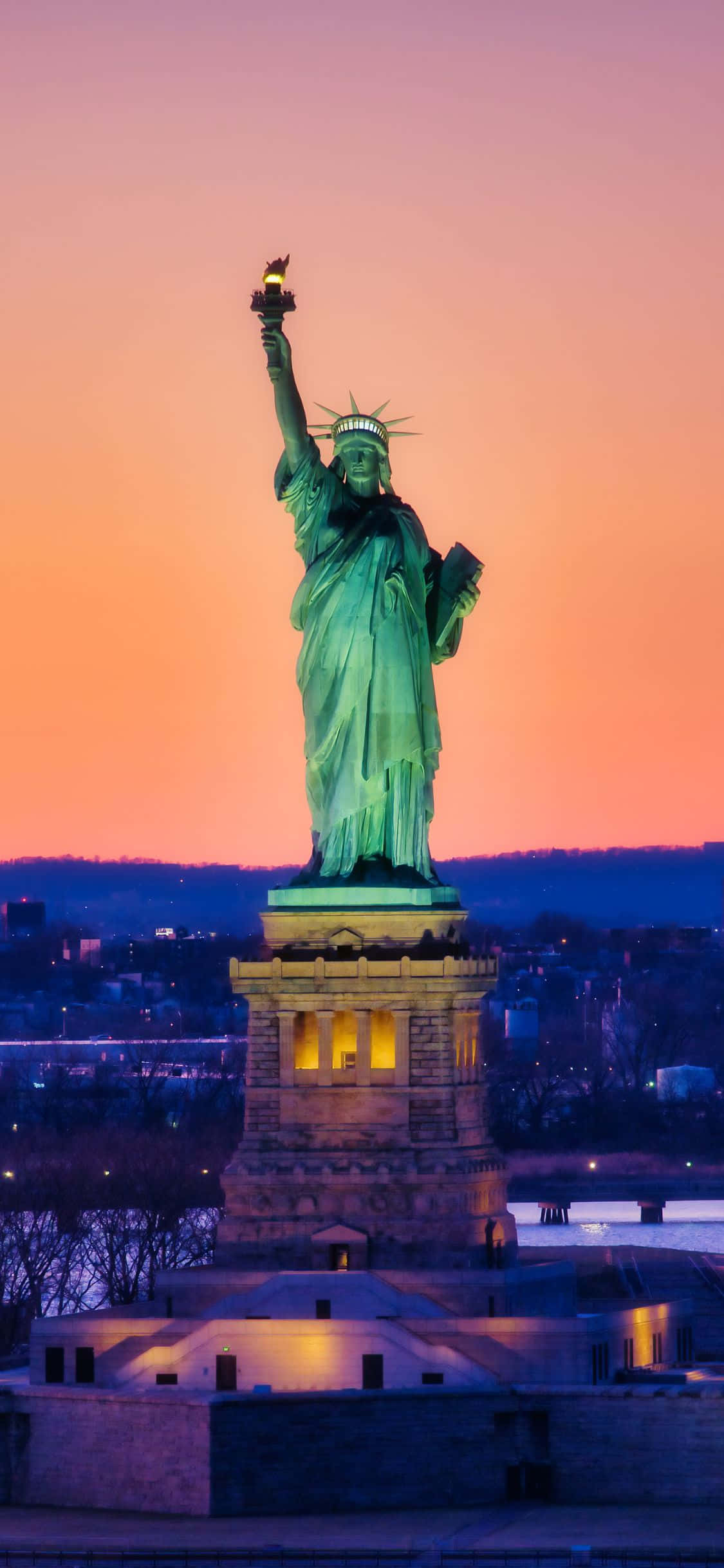 Nyt det vakre bybildet av New York City på den elegante iPhone Xs Bakgrunner