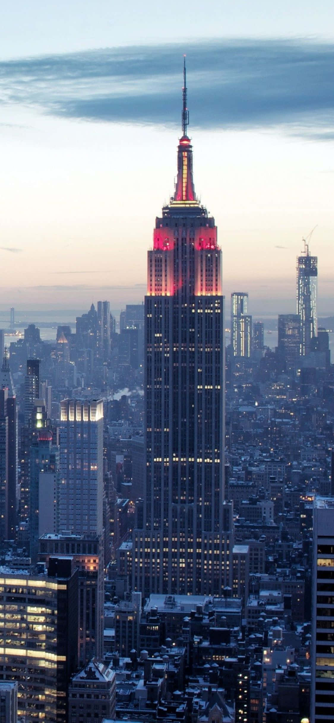 Nyt den vakre bysilhuetten i New York fra den uimotståelig elegante iPhone X Bakgrunner