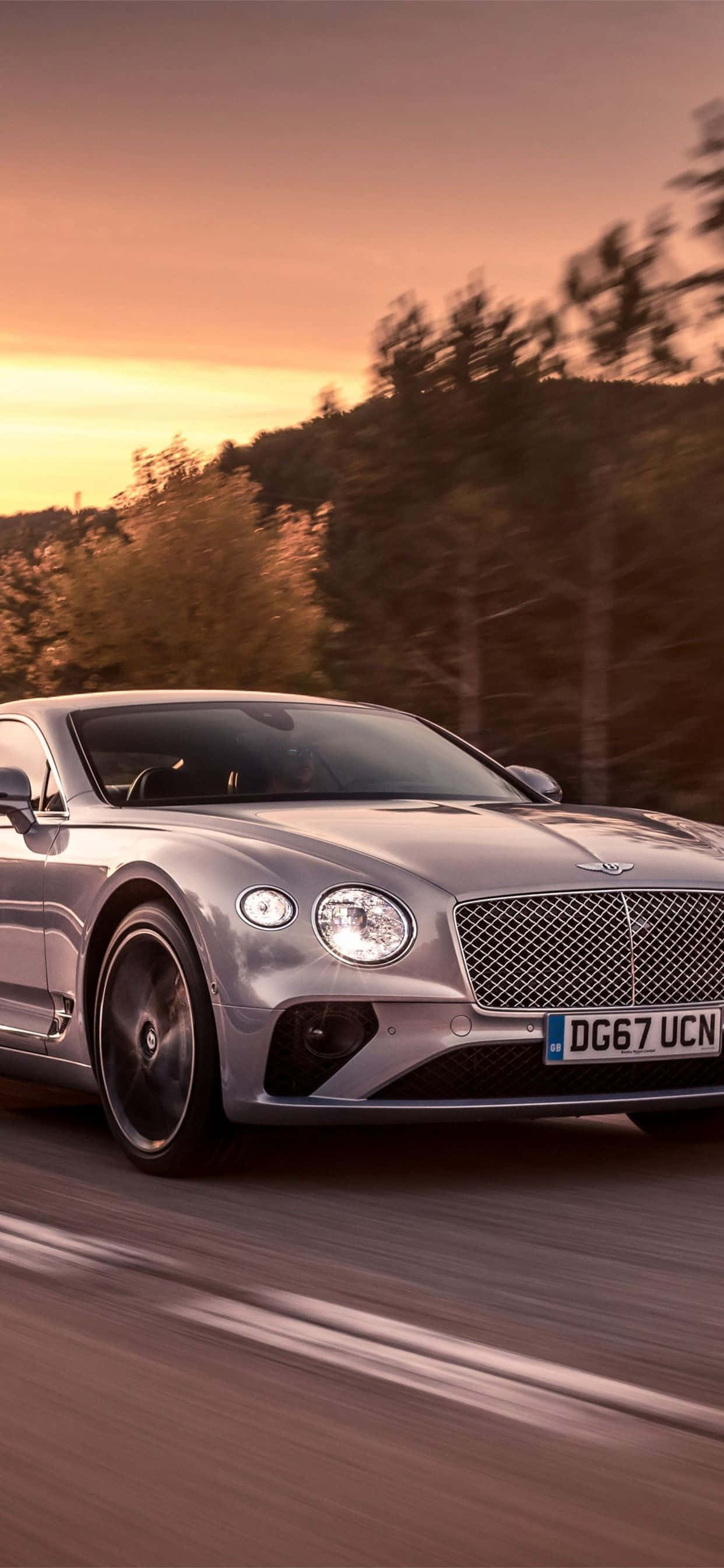 Opplev luksus med iPhone Xs Max Bentley Bakgrunner