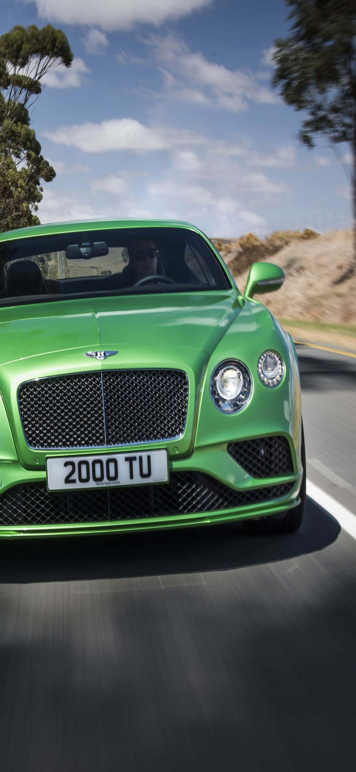 Opplev luksusen av en iPhone XS Max og en Bentley-bil Bakgrunner