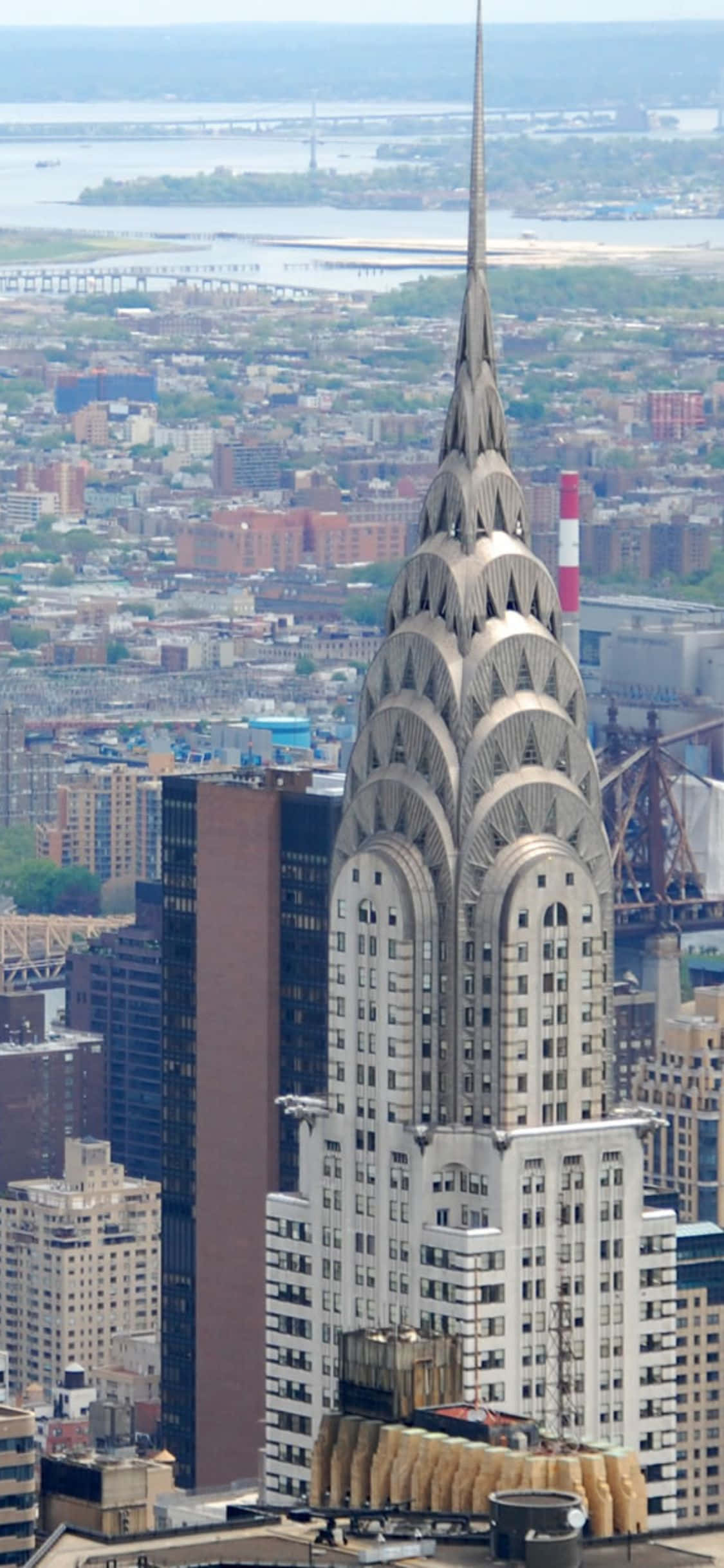 Opplev moderne teknologi midt i den fantastiske skjønnheten til New York City. Bakgrunner