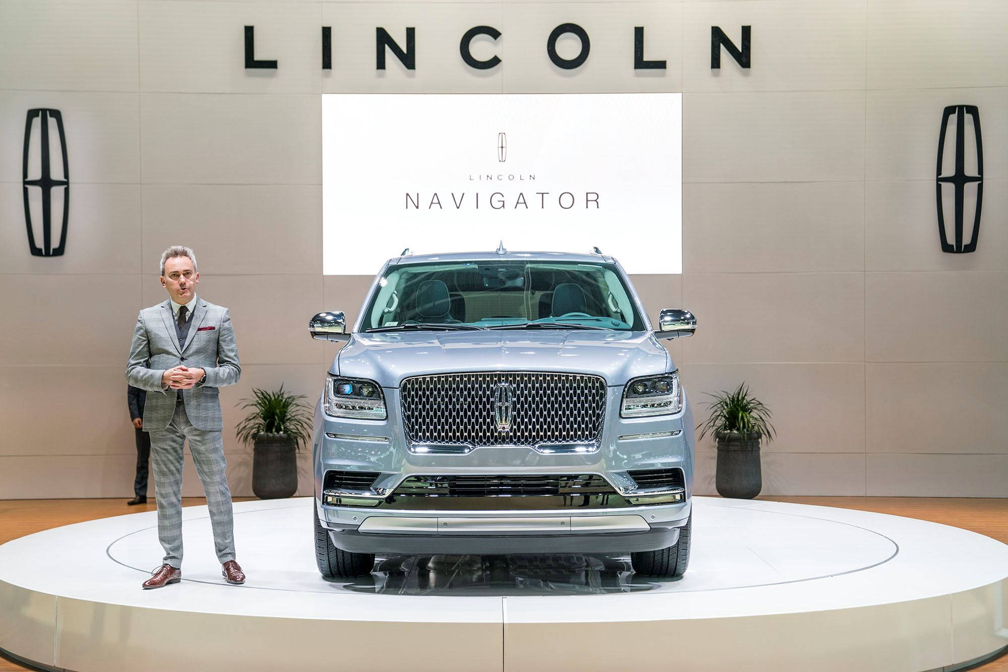 Premium blå finish Lincoln Car Navigator Bakgrunner