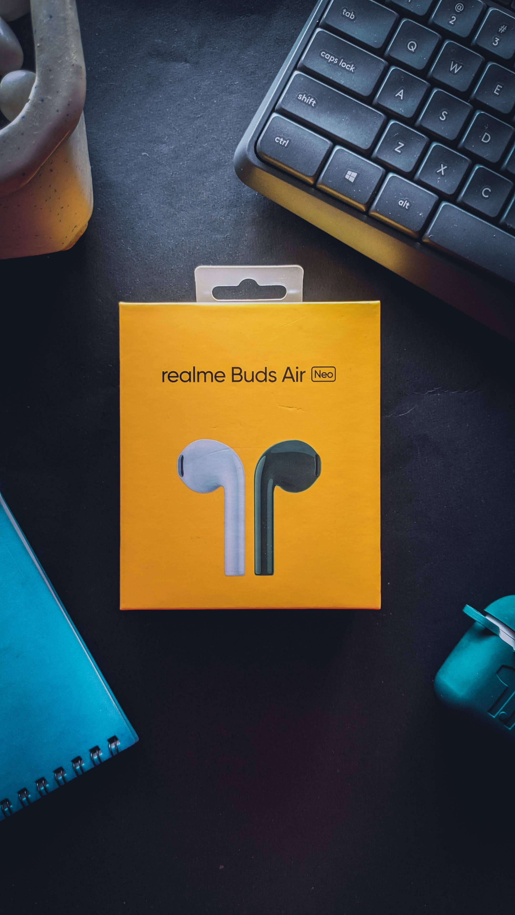 Realme Buds Air Bakgrunner