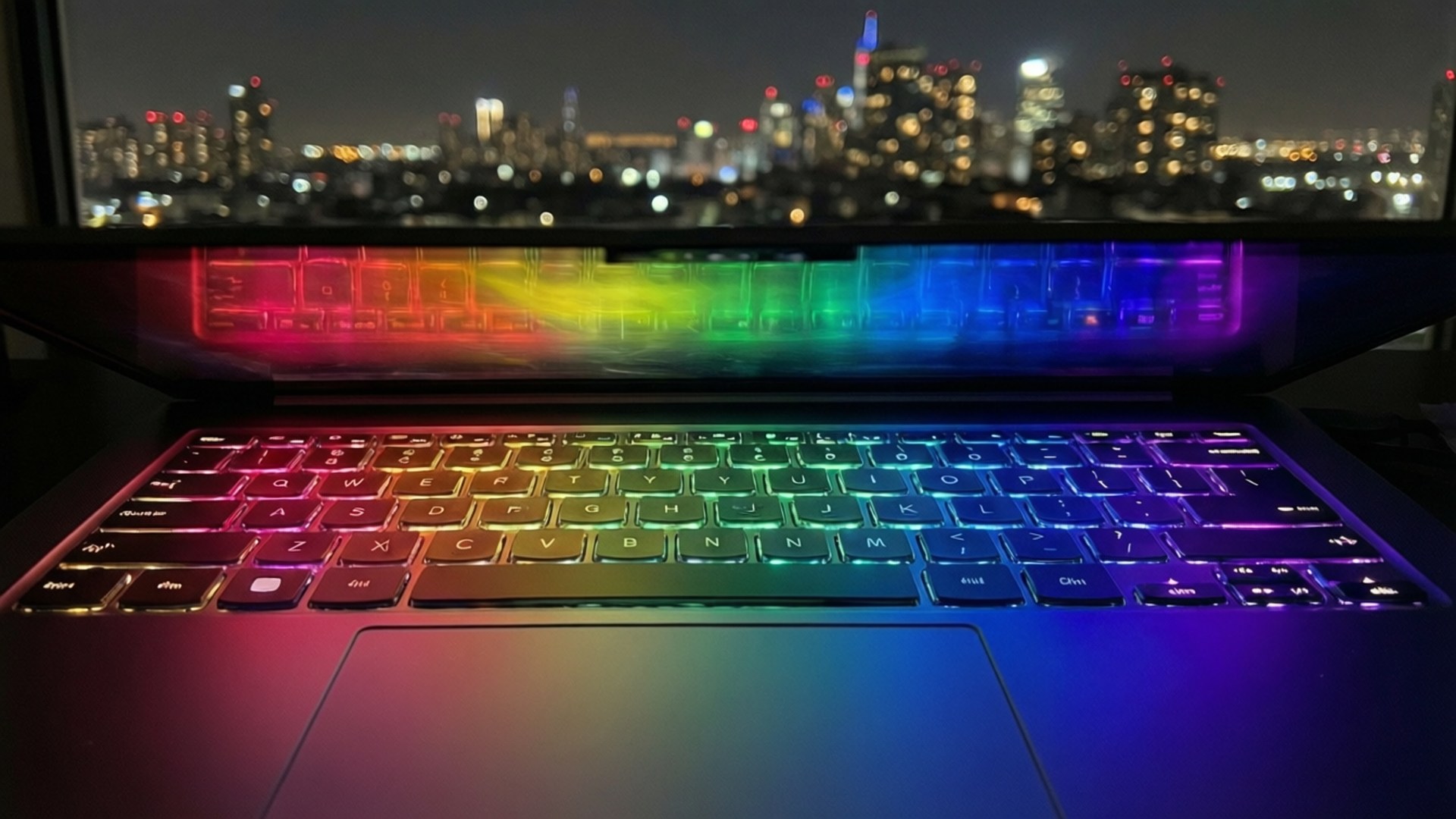 Regnbue-tastatur Chromebook Bakgrunner