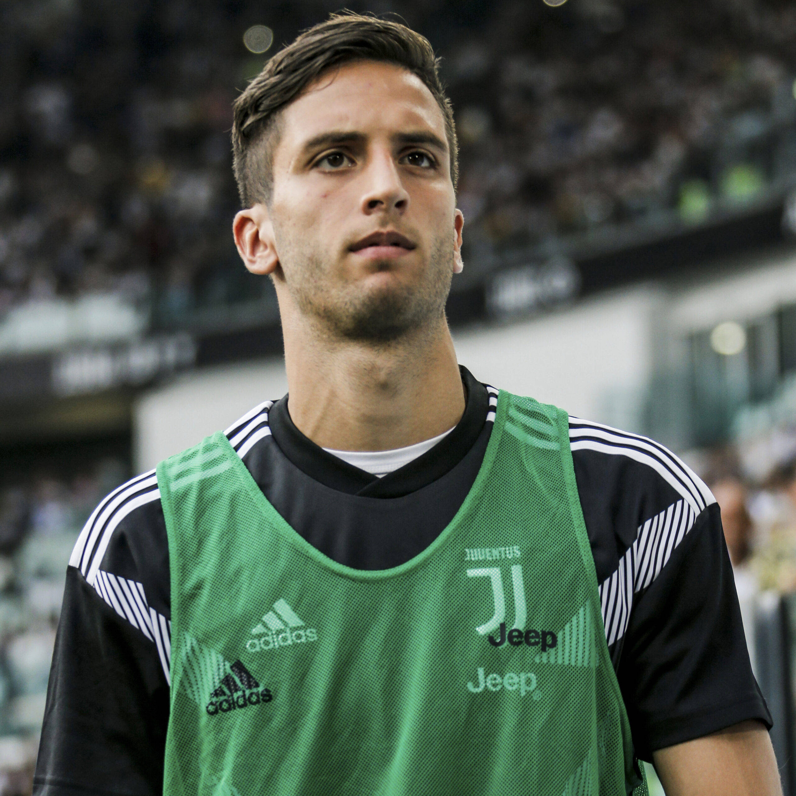 Rodrigo Bentancur i grønn drakt Bakgrunner