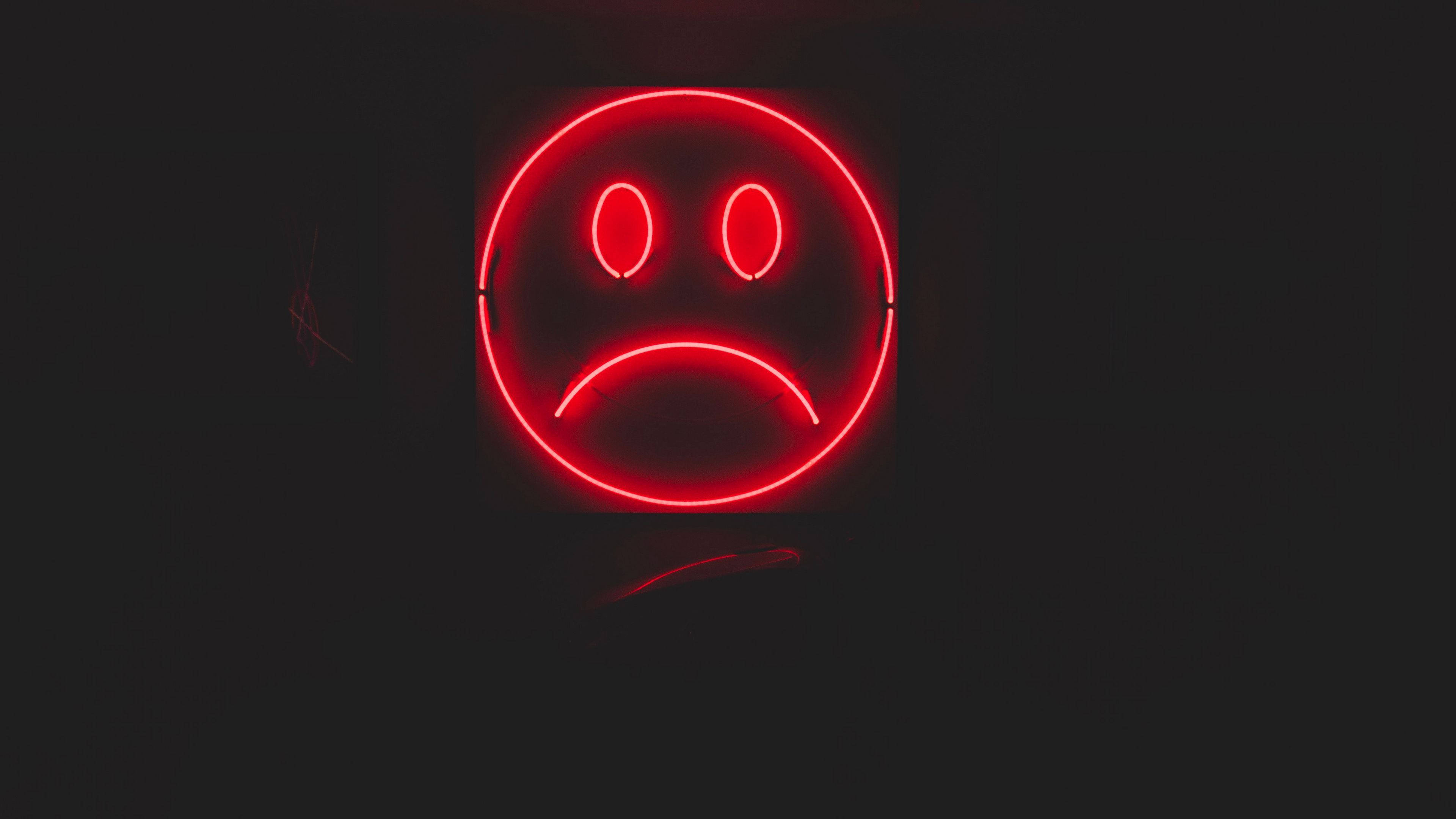 Rød Emoji Trist 4K Bakgrunner