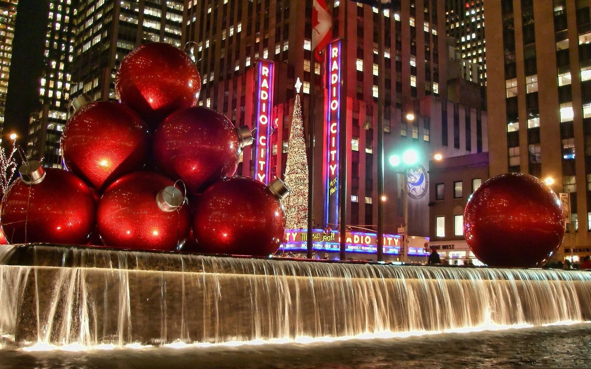 Røde ornamenter fra Rockefeller Center Bakgrunner