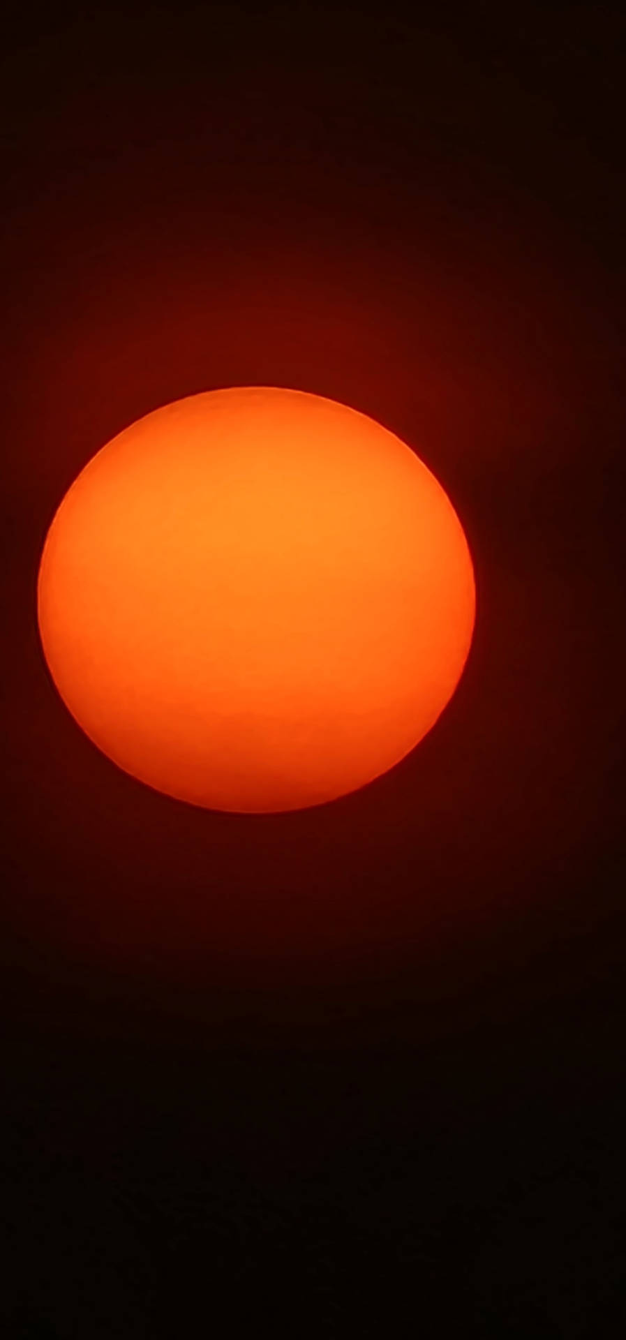 Samsung Galaxy S22 rød sol bakgrunnsbilde