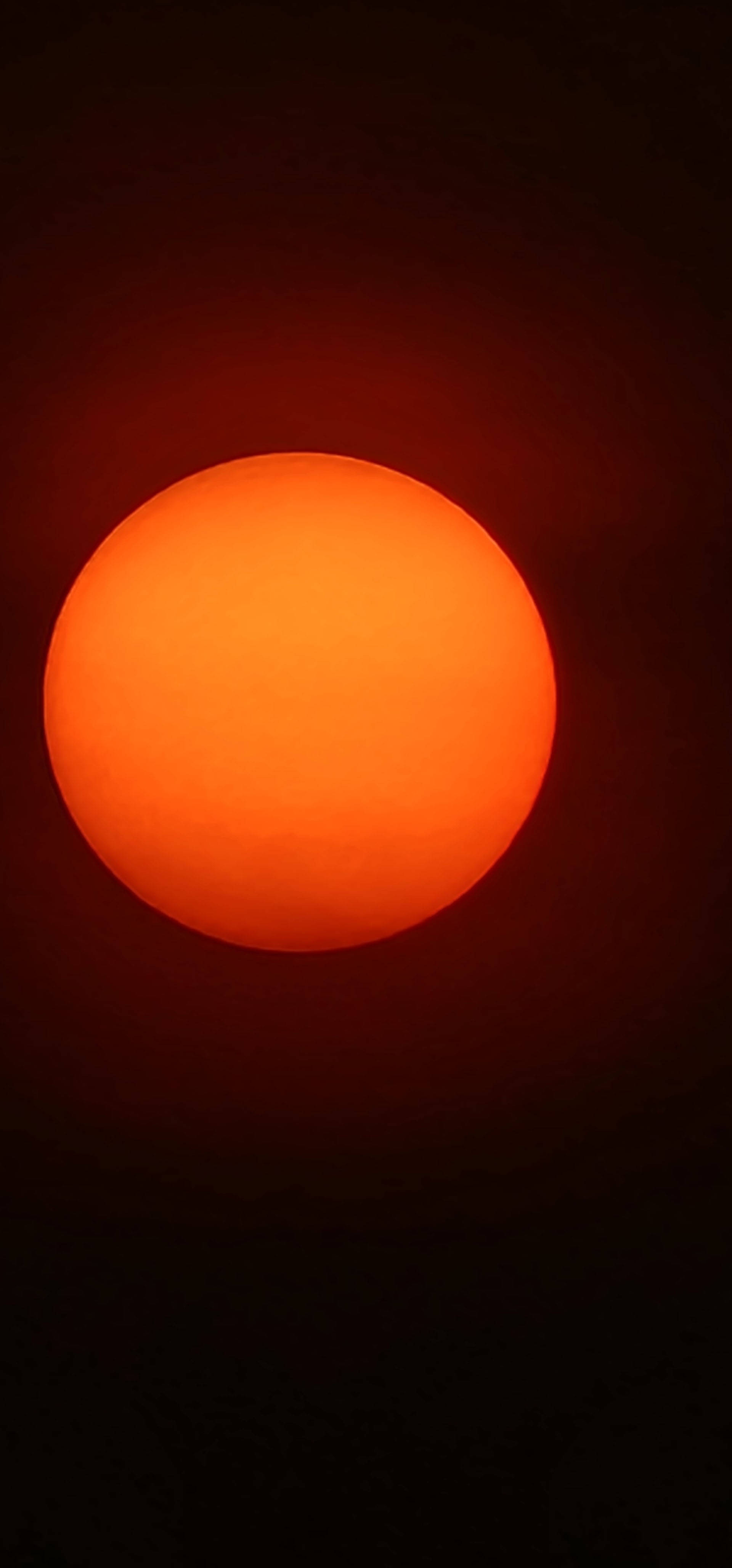 Samsung Galaxy S22 Rød sol Bakgrunner