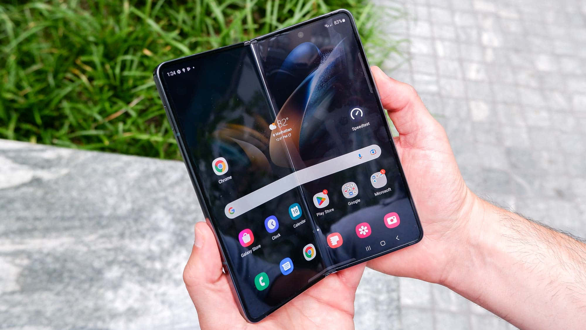 Samsung Galaxy Z Fold 4-bilde Bakgrunner