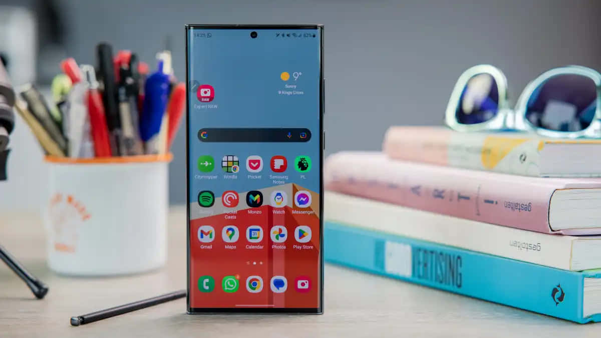 Samsung S23 Ultra-skjerm og S Pen Bakgrunner