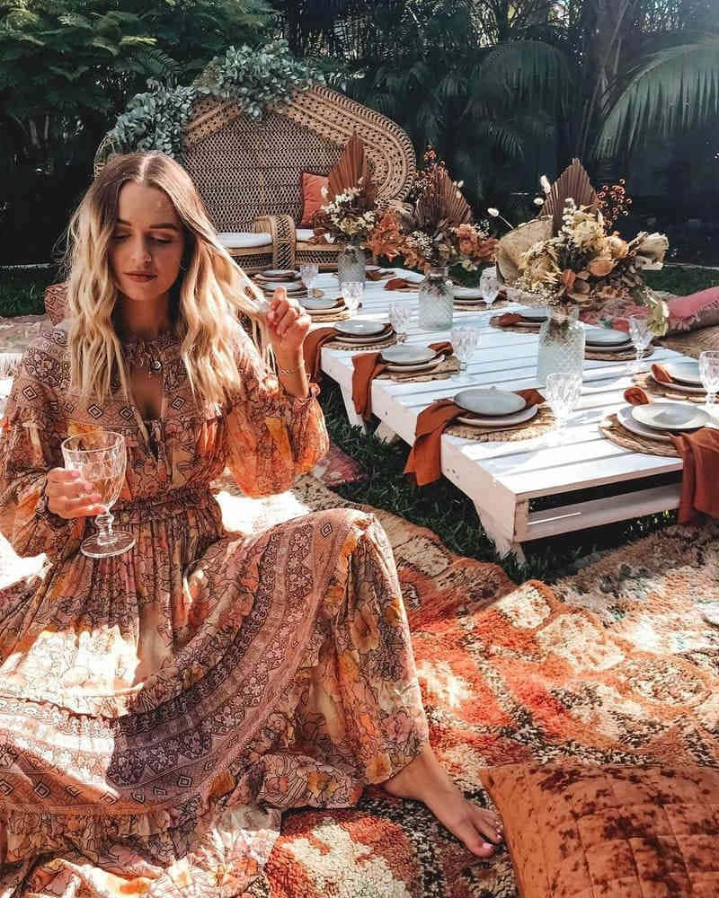 Se maksimalistisk og stilig ut med Aesthetic Boho-mote Bakgrunner