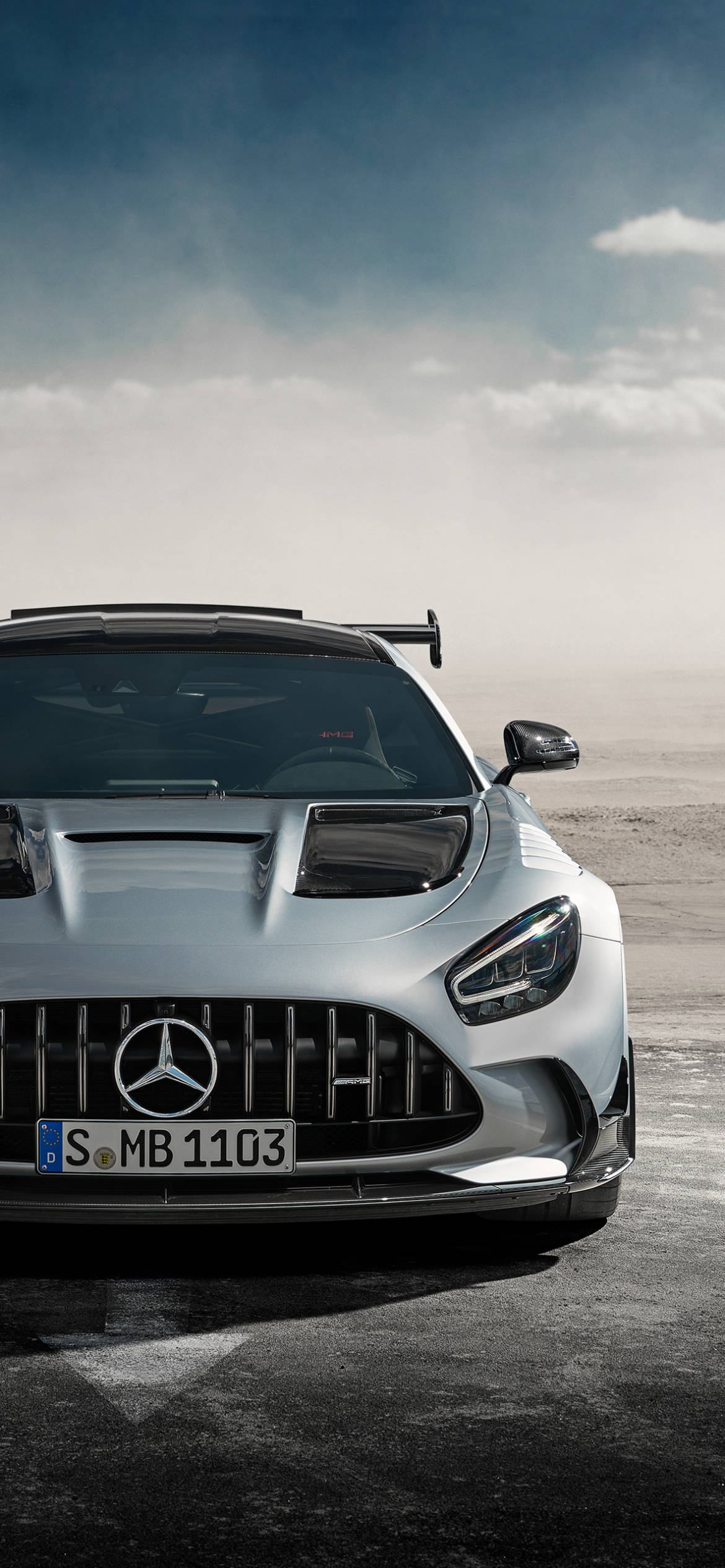 Silver Mercedes AMG iPhone Bakgrunner