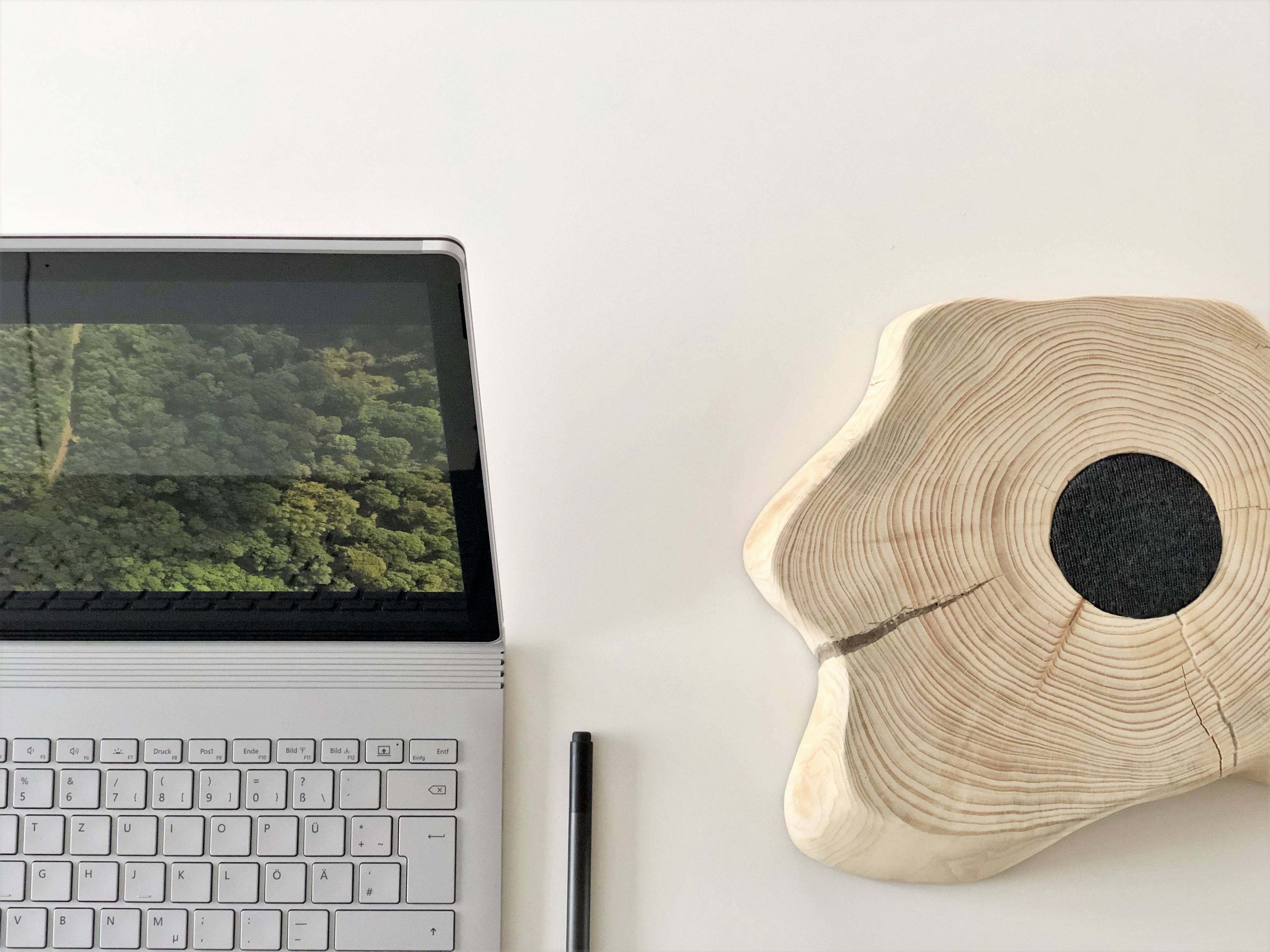 Sleek og moderne Surface Book 3 Bakgrunner