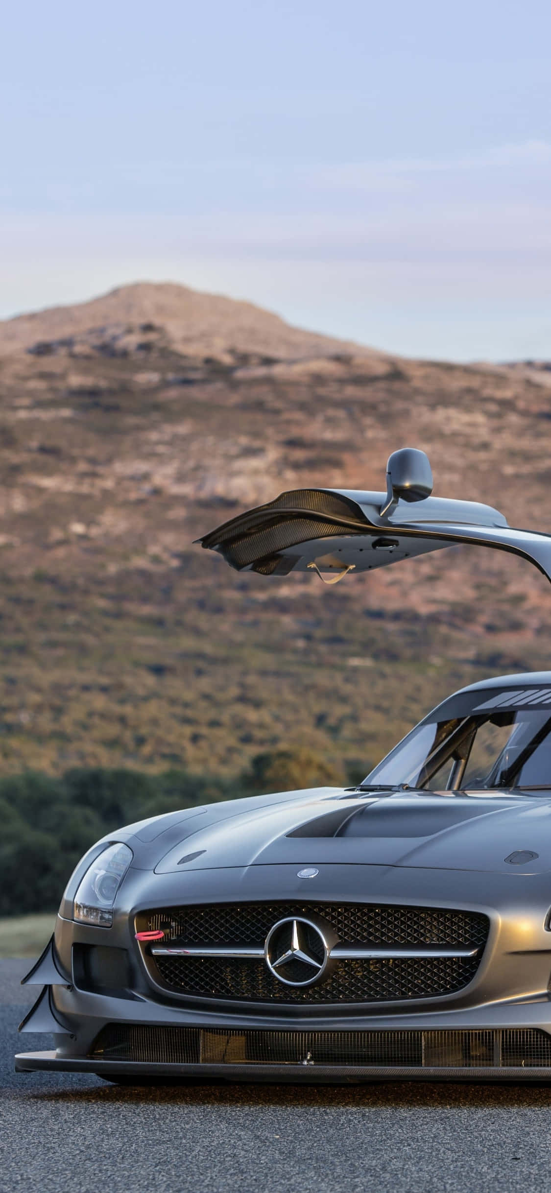 Sølv måkevingedør iPhone Xs Mercedes Amg bakgrunn Bakgrunner