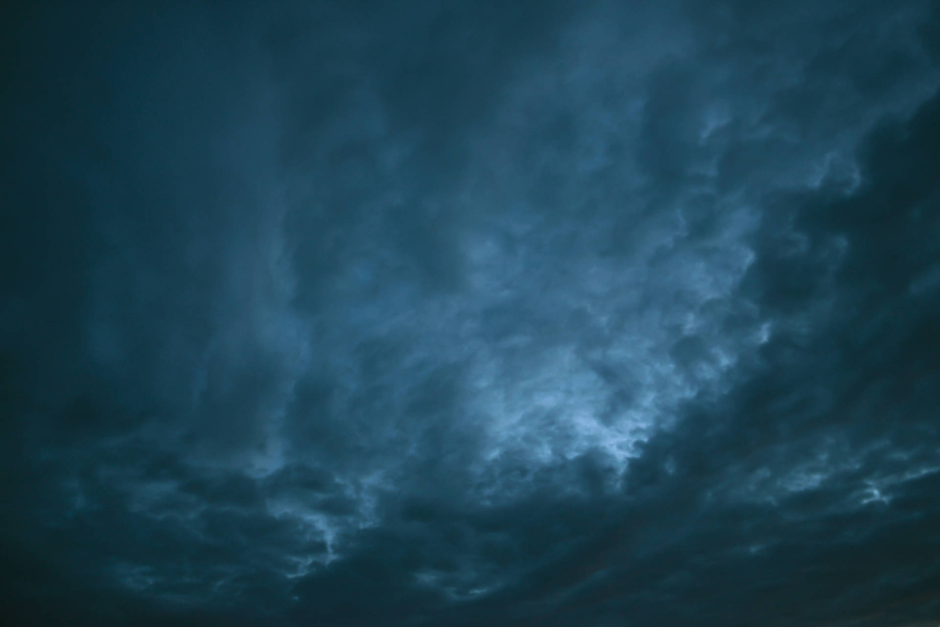 Forhåndsvisning av bakgrunnsbilde himmel, skyer, overskyet