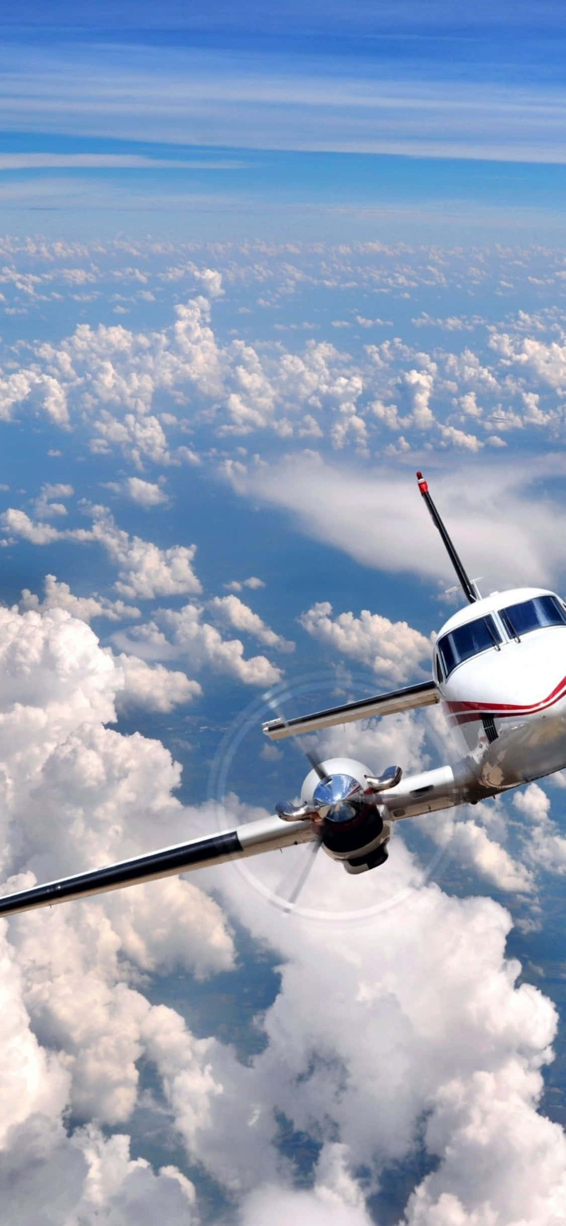 Spennende eventyr venter med iPhone Xs og Microsoft Flight Simulator Bakgrunner