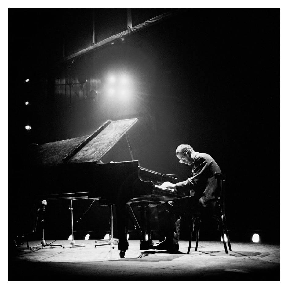 Spotlight Scene Spiller Piano Bill Evans Bakgrunner