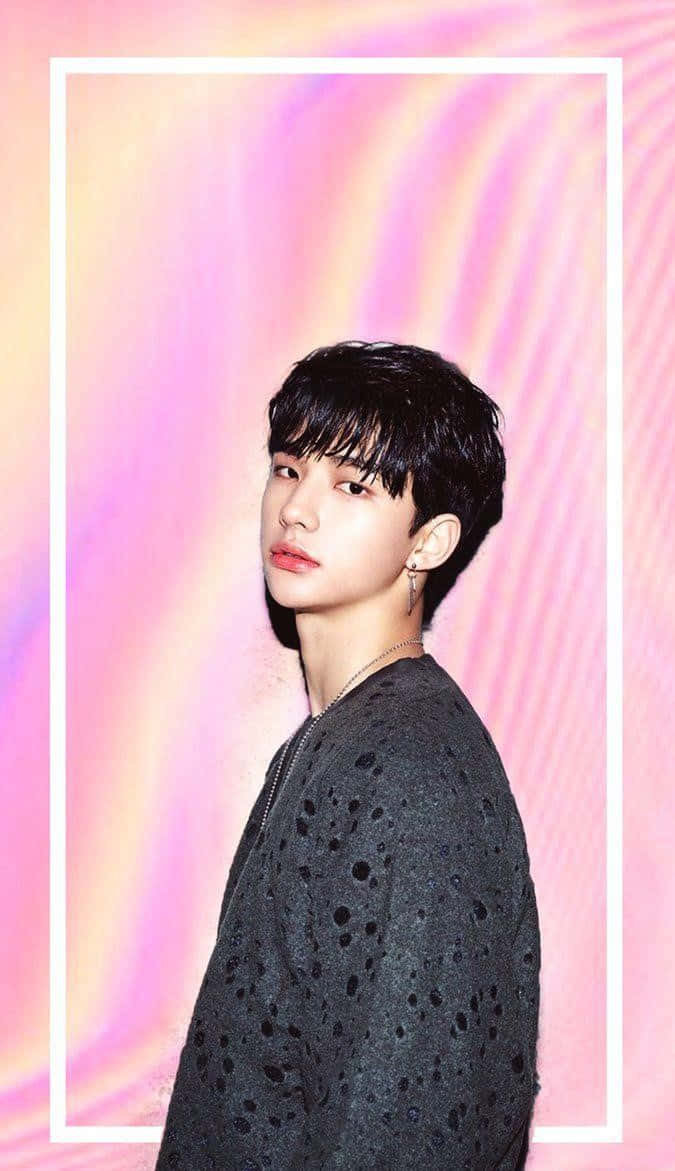 Sørkoreanske rapperen Hyunjin pastell gradient design Bakgrunner