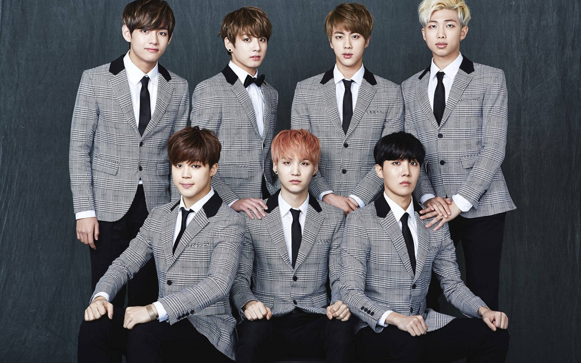 Student BTS-gruppebilde Bakgrunner