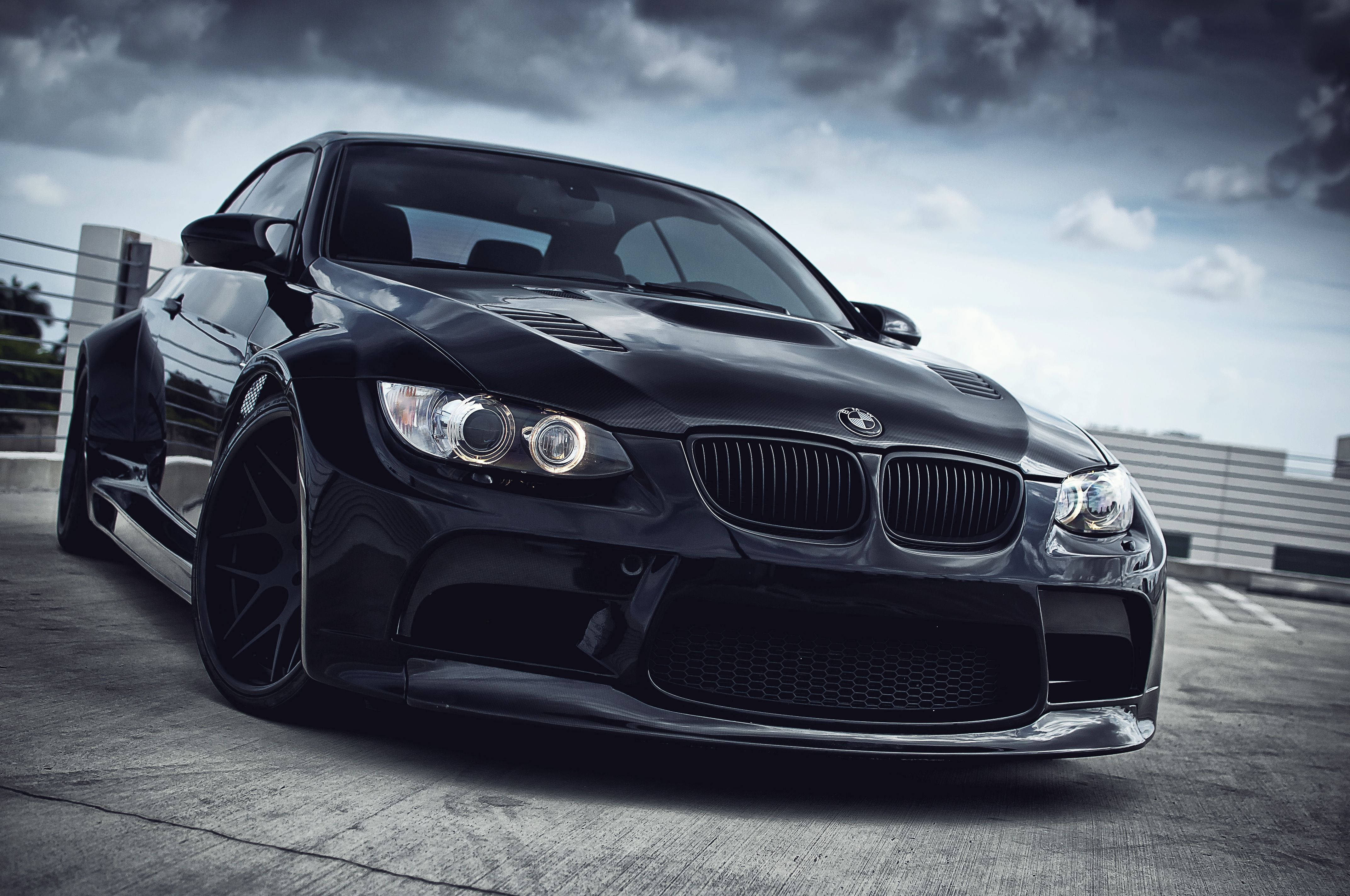 Svart BMW 4K Laptop Bil Bakgrunner