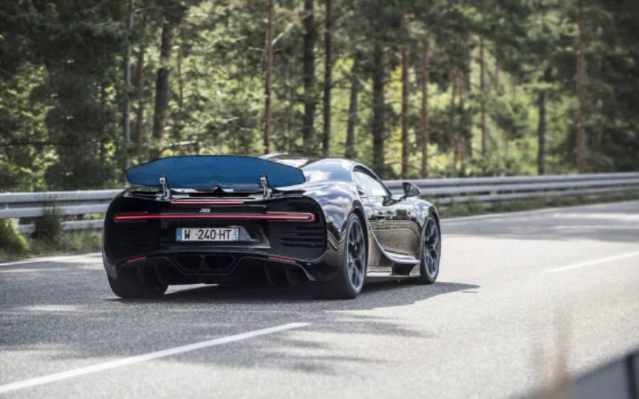 Svart Bugatti Chiron 4K Bakgrunner