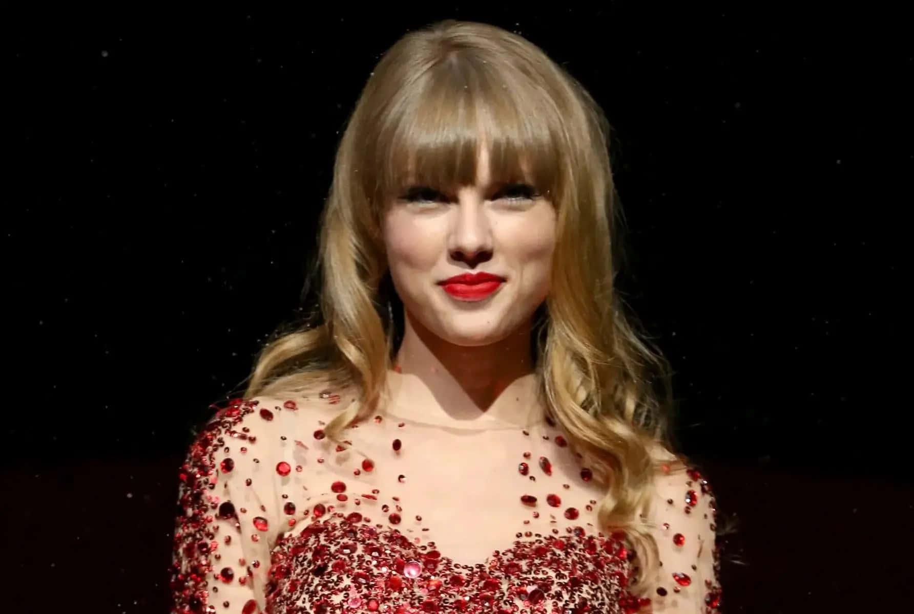 Taylor Swift i rød kjole bakgrunn Bakgrunner