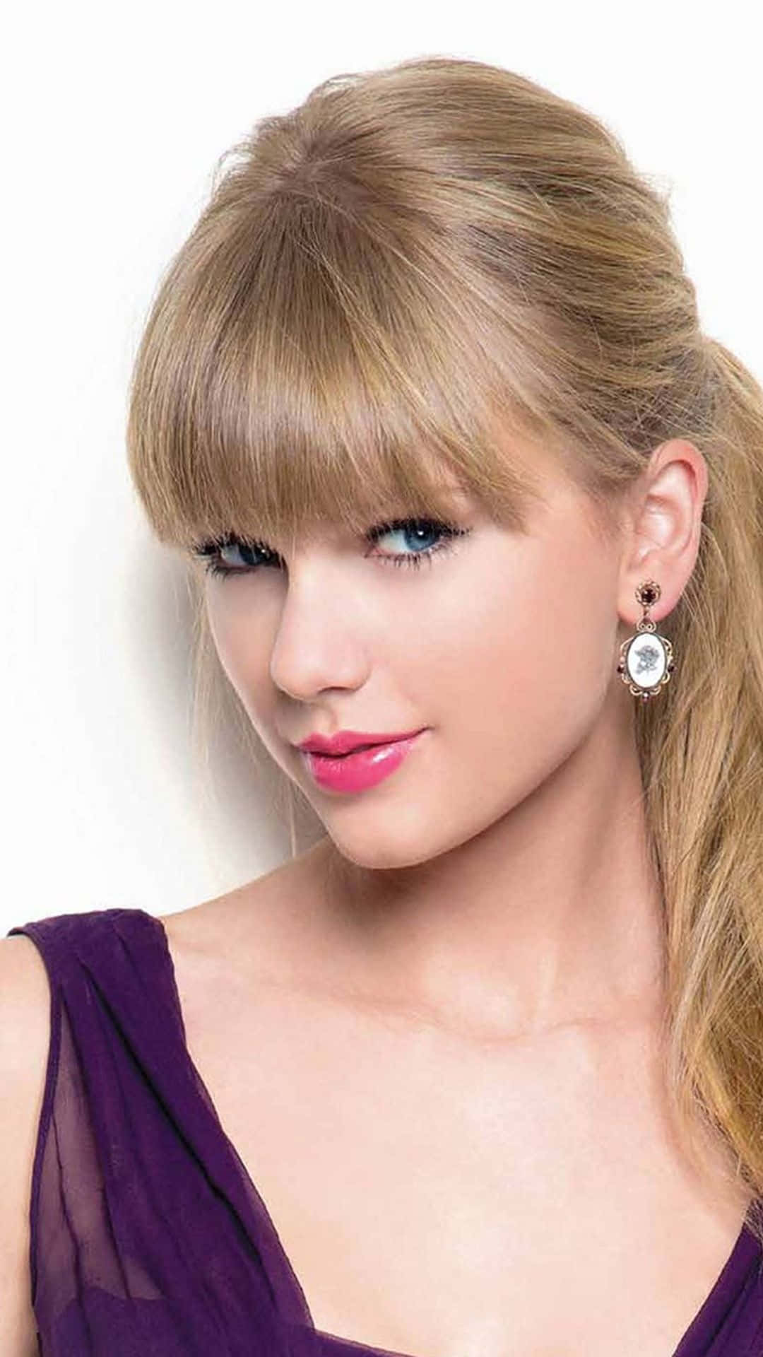 Taylor Swift Smil iPhone Bakgrunner