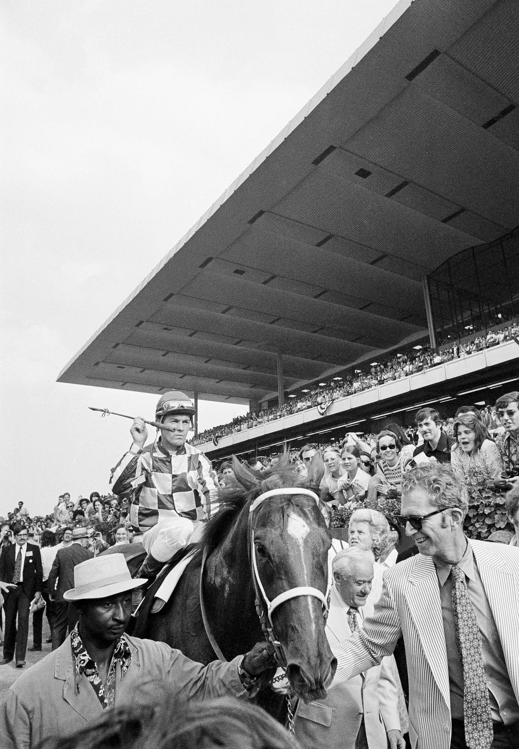Triumf-øyeblikk: Secretariat vinner et løp Bakgrunner