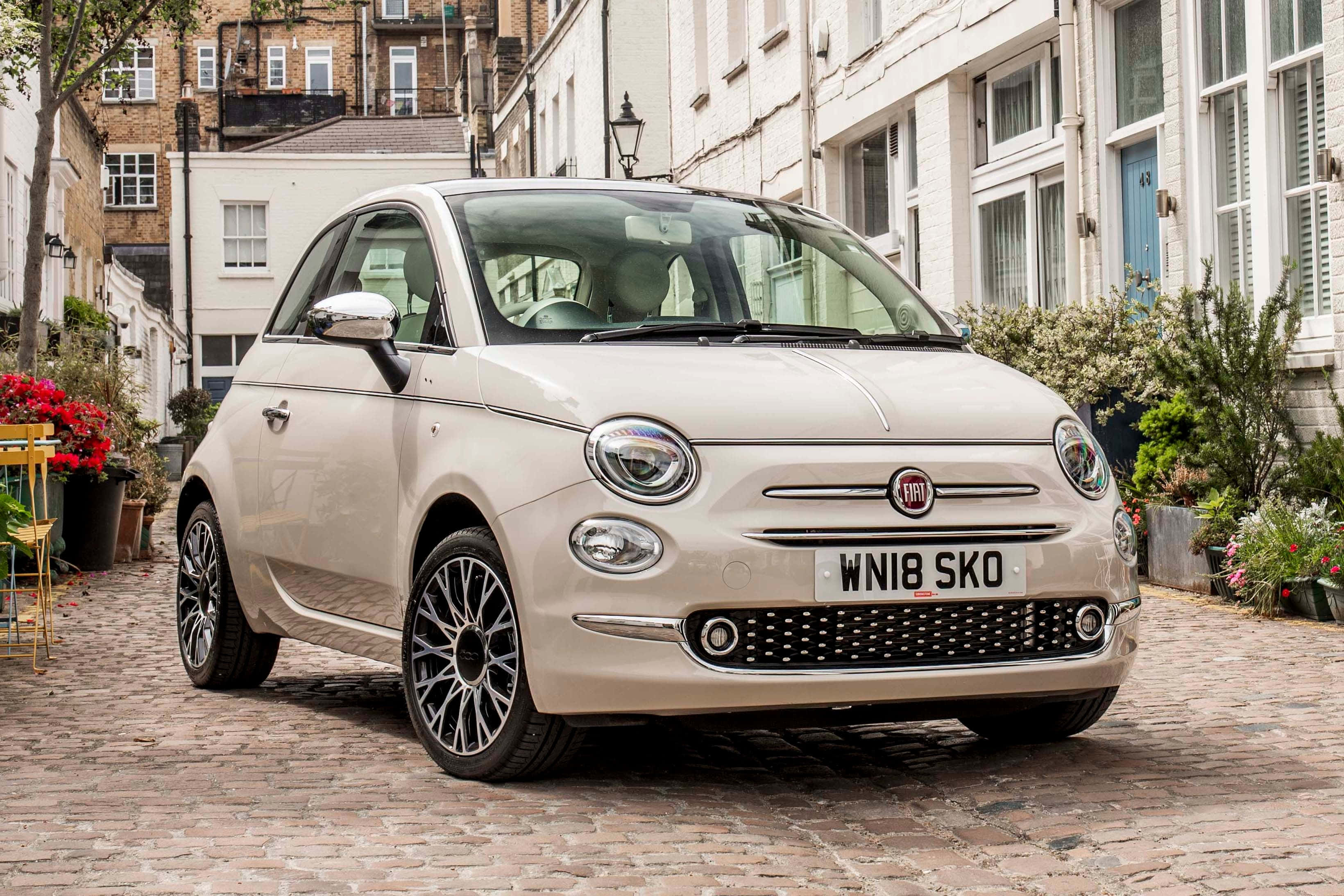 Utforsk verden med Fiat Bakgrunner