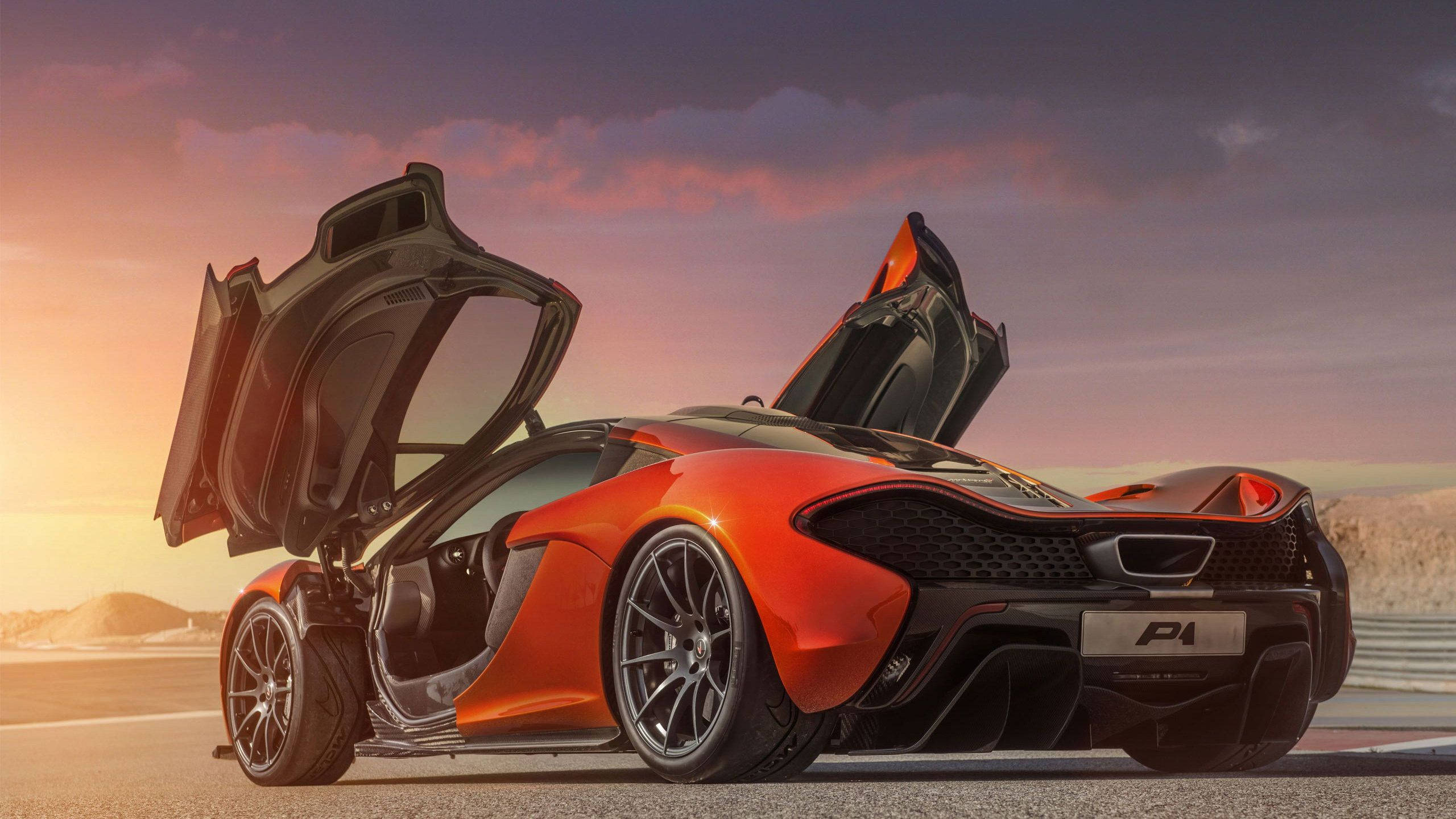 Virkelig kule biler McLaren Volcano Bakgrunner