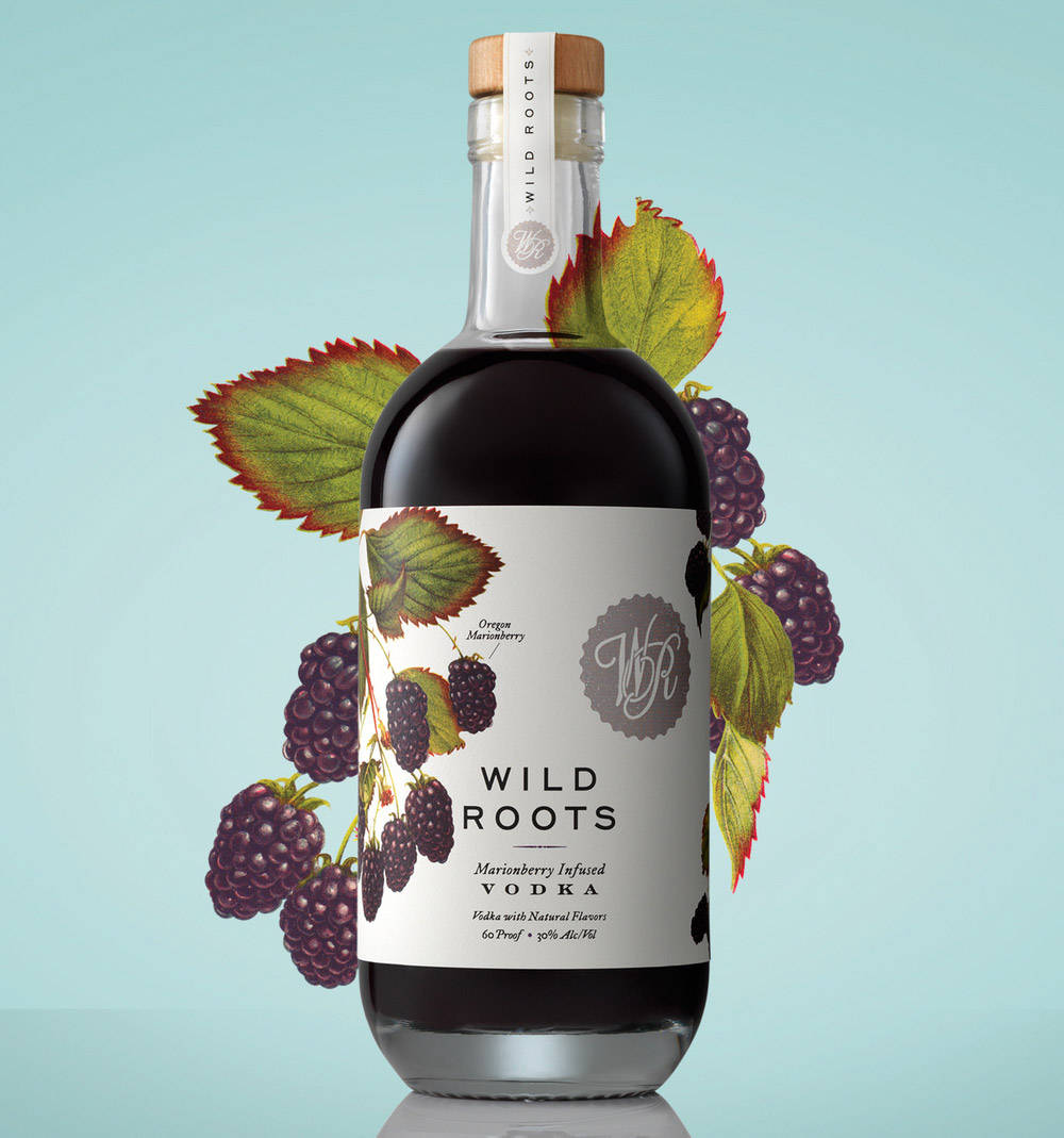 Wild Roots Marionberry-infundert vodka med ferske bær Bakgrunner