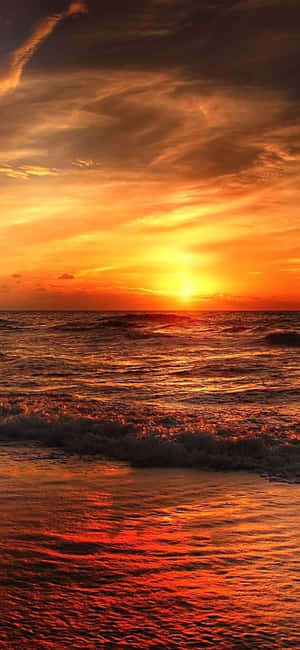 Solnedgang Strand Iphone — iPhone 16e Bakgrunner