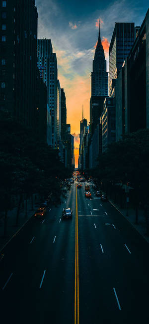 Biler som kjører i New York City iPhone — Galaxy S24 Bakgrunner