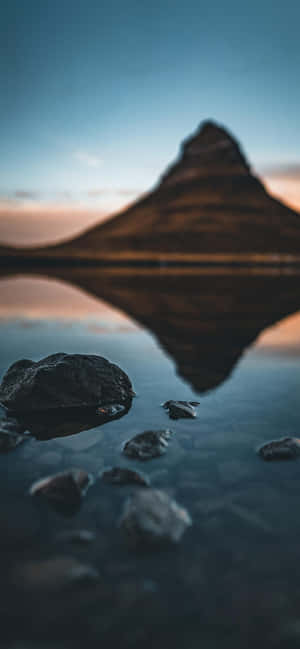 Calm Mobile — iPhone 11 Pro Bakgrunner