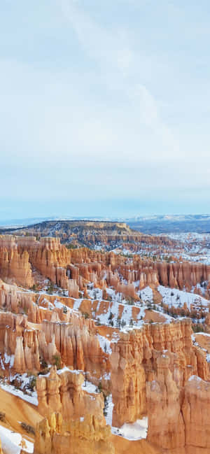 Bryce Canyon National Park Platå og Steinformasjoner — iPhone 14 Plus Bakgrunner