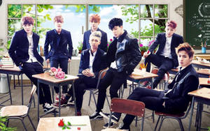 BTS gruppebilde i klasserom bakgrunnsbilde — Bts gruppebilde GIF Bakgrunner