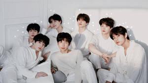BTS skrivebord medlemmer i hvitt — Bts desktop Bakgrunner