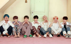 BTS Skrivebord Hjertetegn Ved Dør — Bts desktop Bakgrunner
